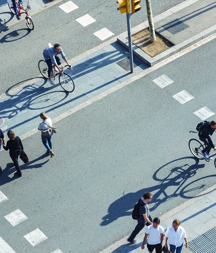 街中でのシェアサイクルの利用のイメージ